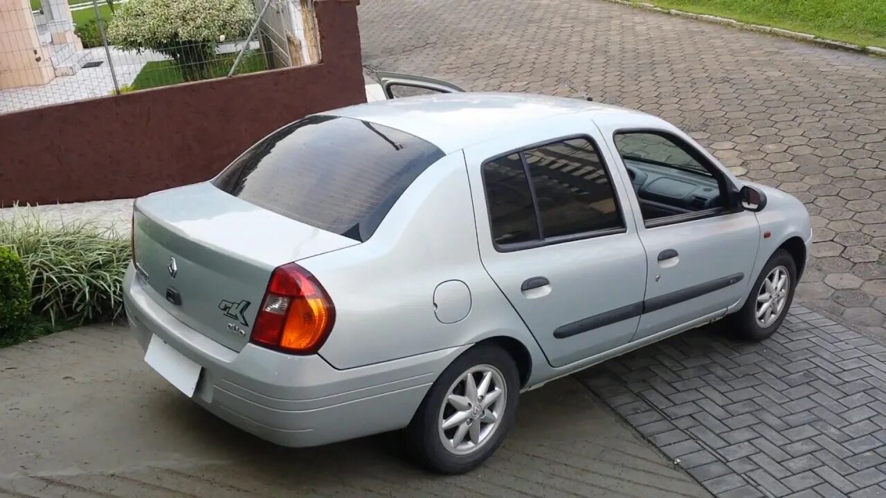 Рено клио седан фото Vendido - Clio Sedan 1.0 Ano 2002 Comp WhatsApp Vivo (47)99580101 Claro (47)9712