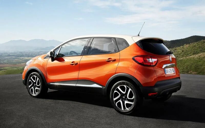 Рено коптер машина фото цена Фотографии Renault Captur (2013-2017). Фото #22