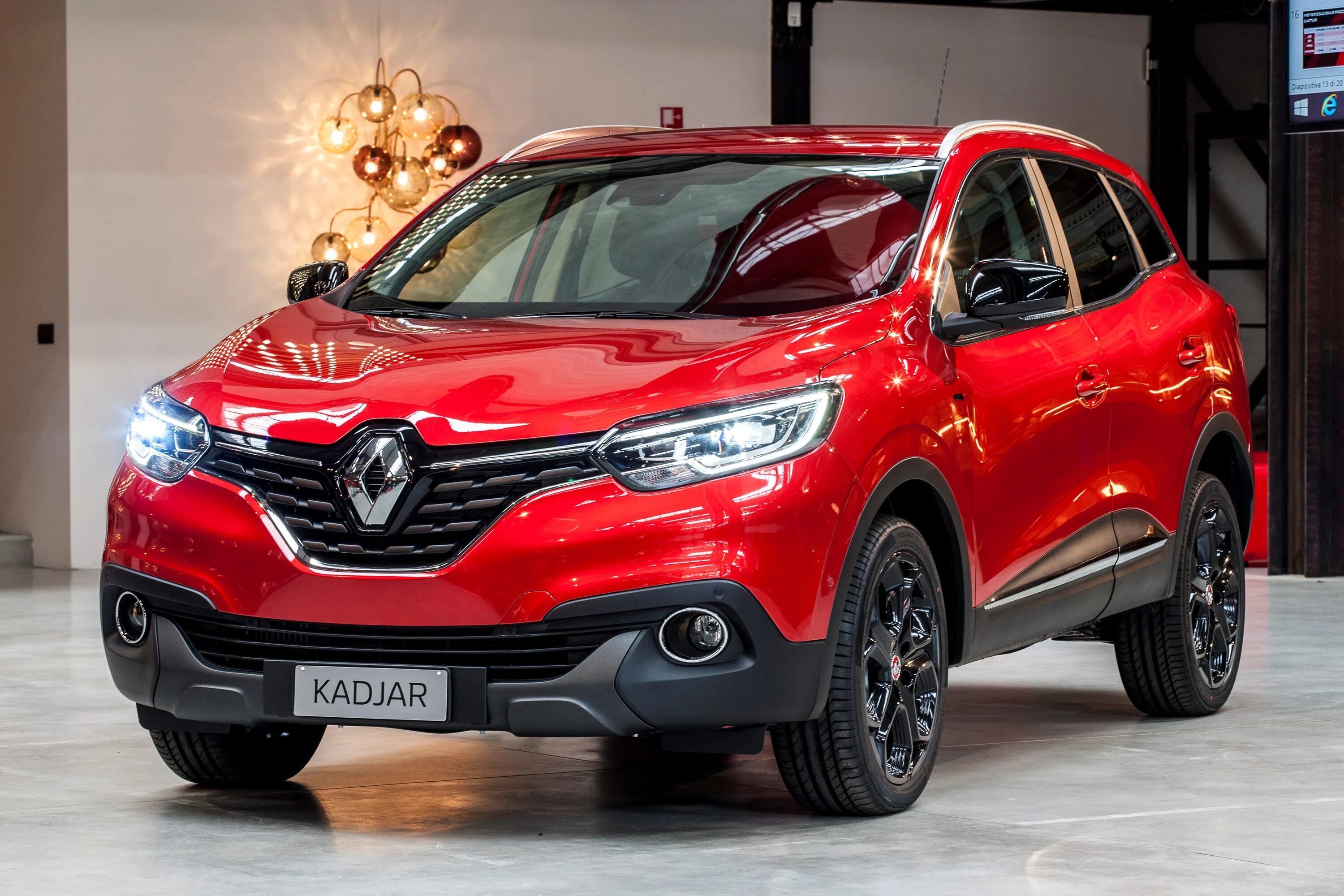 Рено кроссовер модели фото Red car crossover Renault Kadjar Desktop wallpapers 600x1024