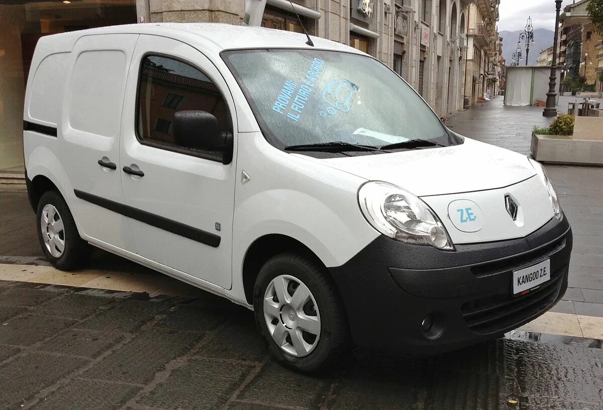 Рено кунга фото File:2012 Renault Kangoo Z.E. front II.JPG - Wikipedia