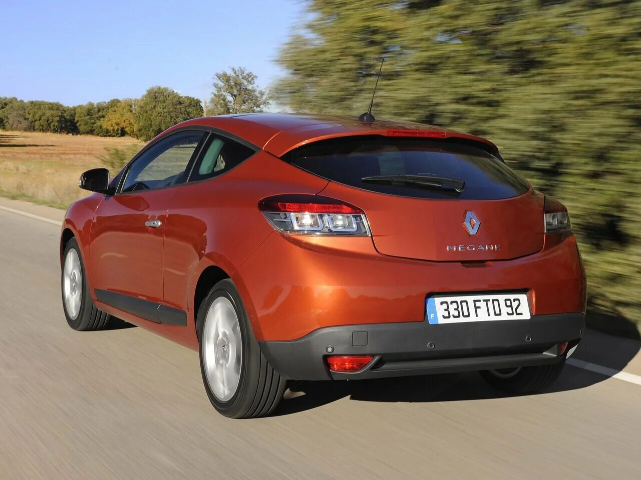 Рено купе фото Renault Megane 3 поколение, хэтчбек 3-дверный - технические характеристики, моде