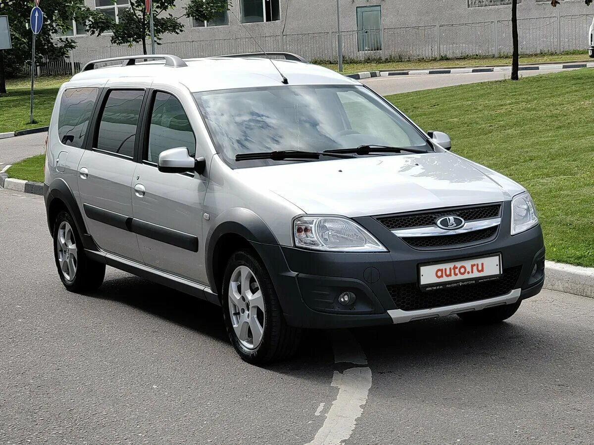 Рено лада ларгус фото Купить б/у Lada (ВАЗ) Largus I Cross 1.6 MT (105 л.с.) бензин механика в Москве: