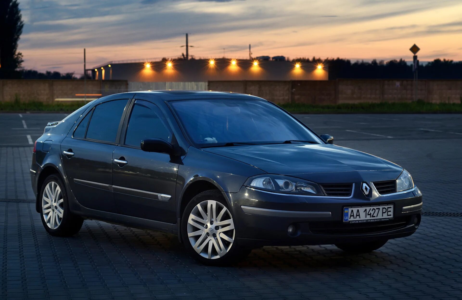 Рено лагуна 2 фото 43. Закуплен гидроблок ESP, аморты и чистка датчика климата - Renault Laguna II,