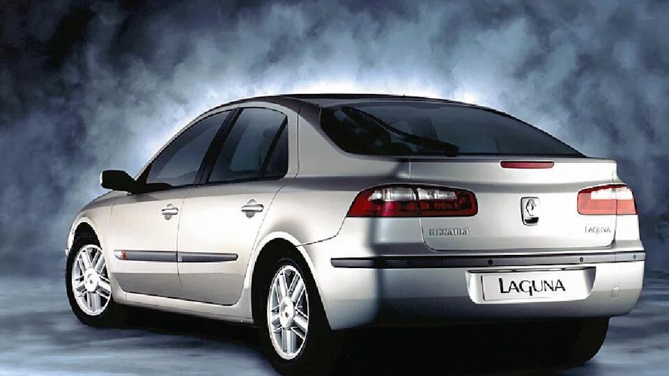 Рено лагуна 2 хэтчбек фото Renault Laguna II 1.6 бензиновый 2002 на DRIVE2