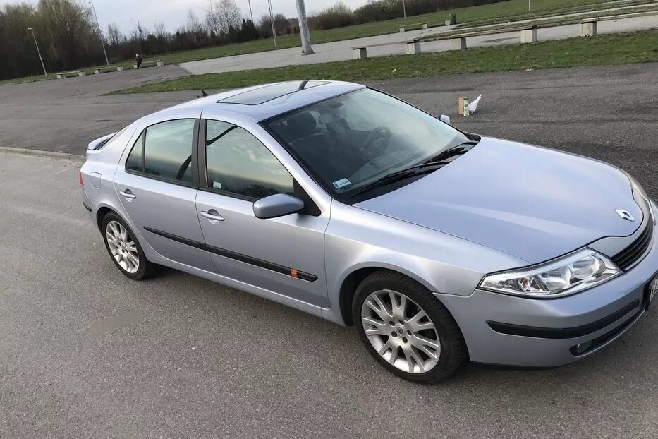 Рено лагуна 2 хэтчбек фото Продам Renault Laguna в Львове 2001 года выпуска за 2 399