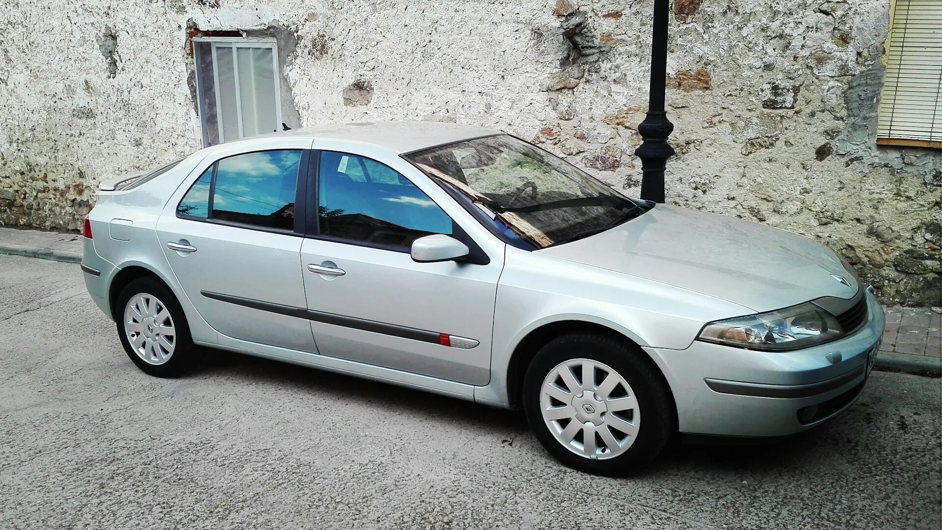 Рено лагуна 2 хэтчбек фото 17" или 16" вот в чем вопрос! Голосование. - Renault Laguna II, 2,2 л, 2002 года