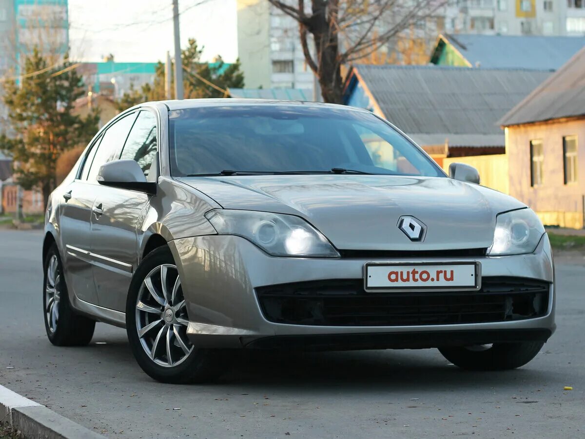 Рено лагуна 3 фото Купить б/у Renault Laguna III 2.0 AT (170 л.с.) бензин автомат в Оренбурге: беже