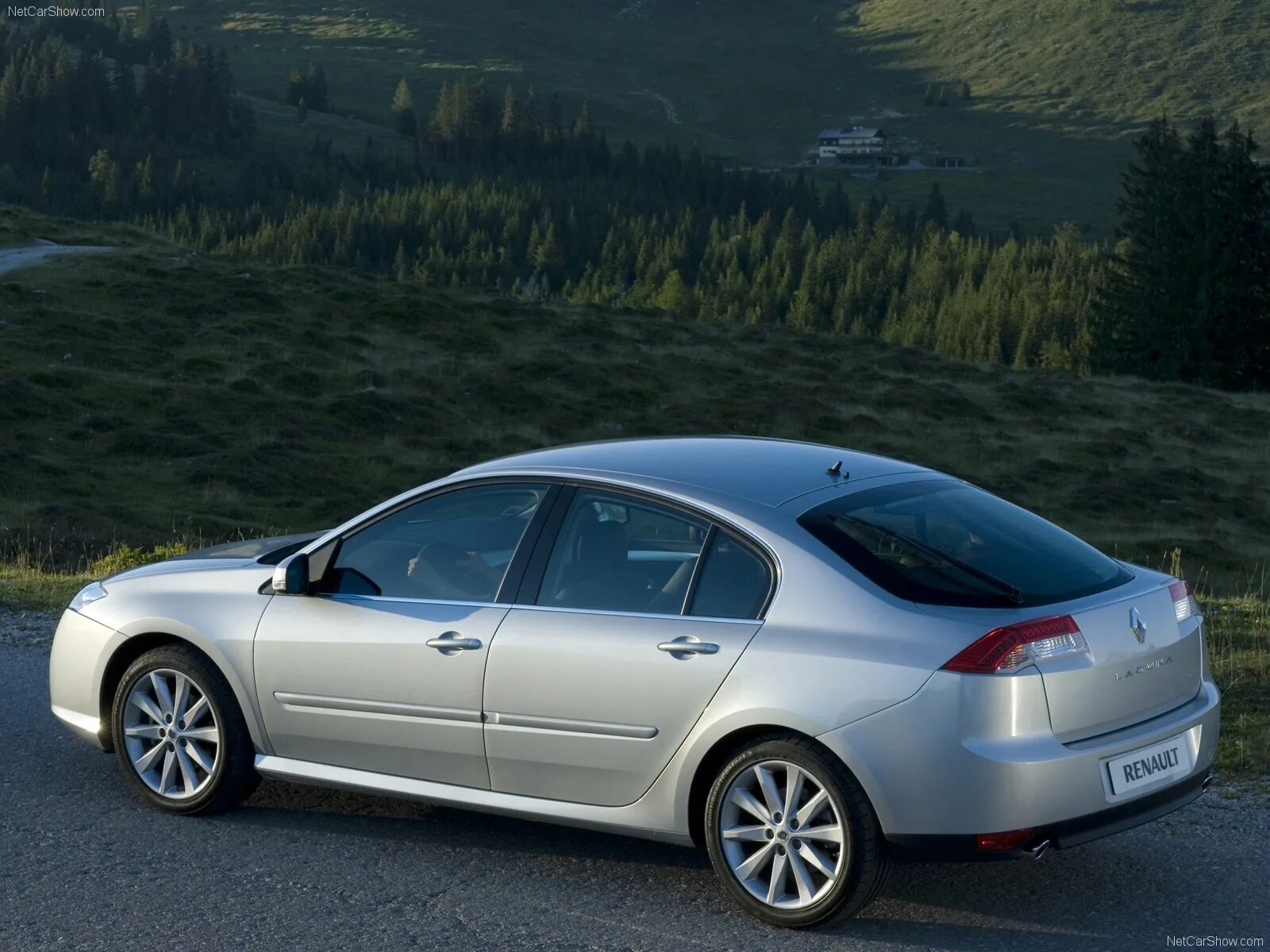 Рено лагуна 3 фото Renault Laguna фото № 46371 автомобильная фотогалерея Renault Laguna на Авторыно