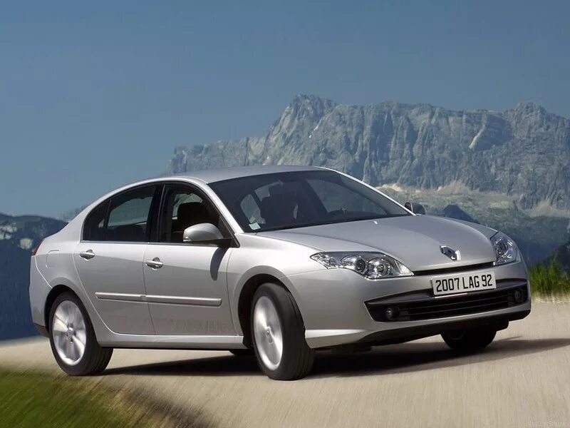 Рено лагуна 3 фото Renault Laguna 2008 - 2010 - вся информация про Рено Лагуна III поколения