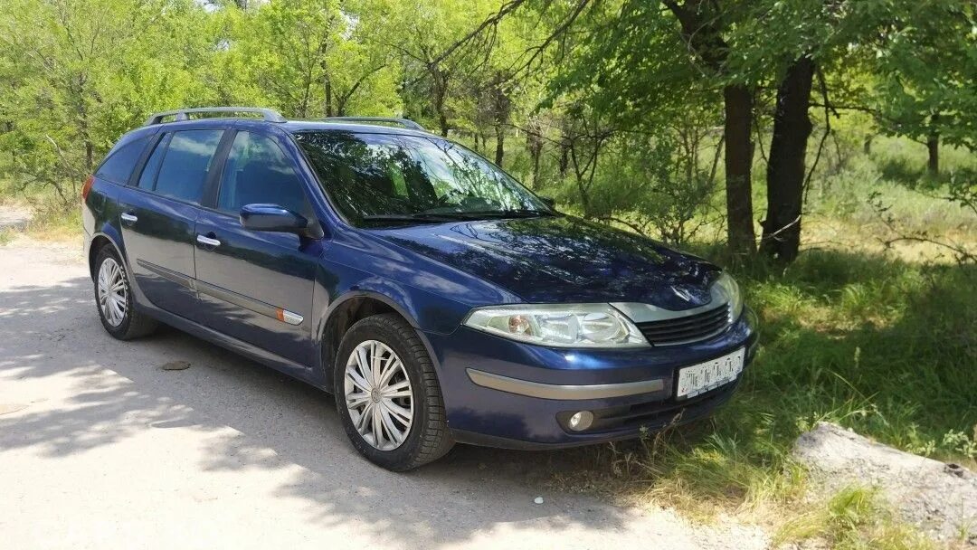 Рено лагуна фото 2001 универсал disassembly of the Renault Lagoon station wagon, there is a body door and a lot 