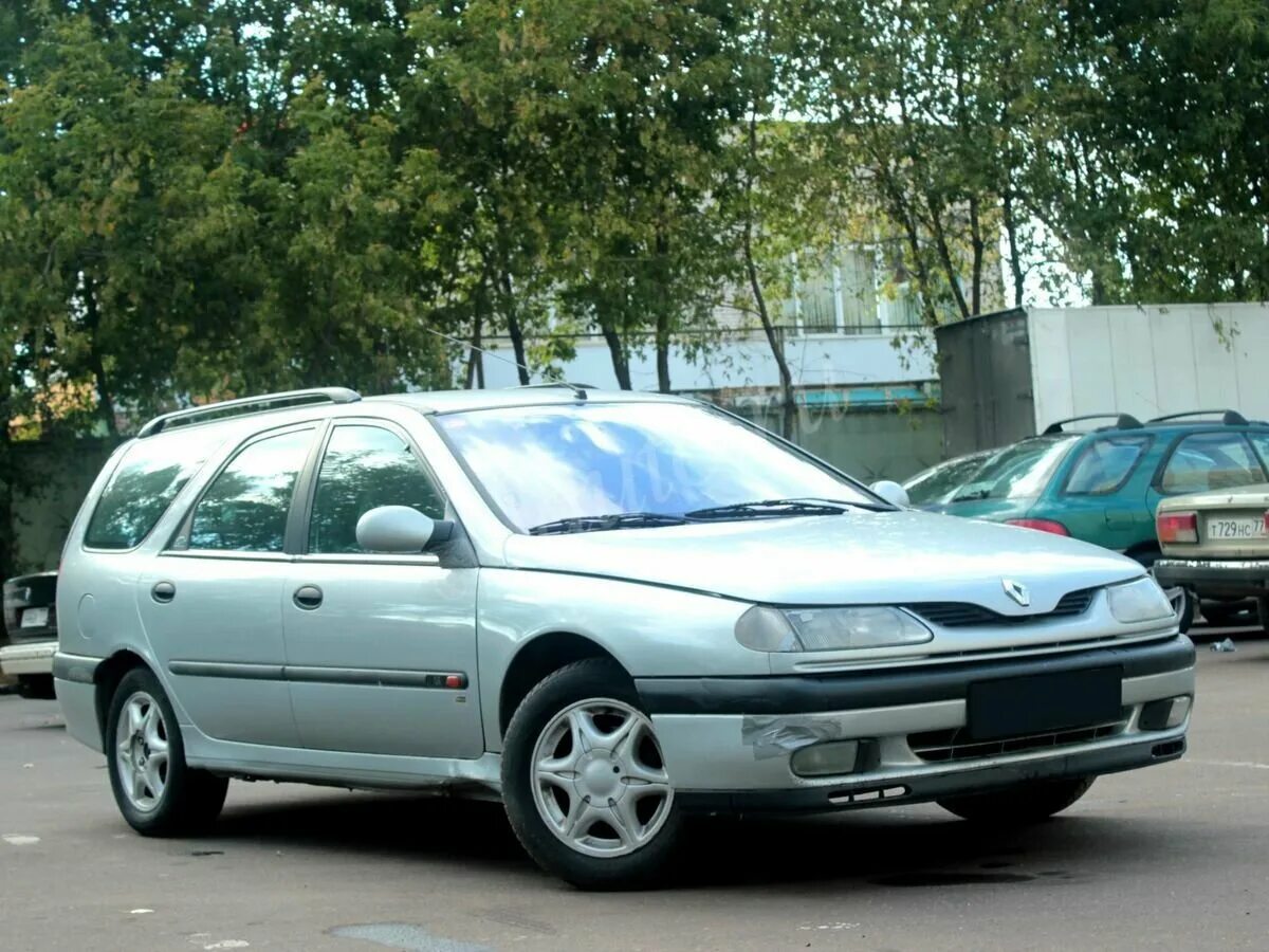 Рено лагуна фото 2001 универсал Купить б/у Renault Laguna I 1.8 MT (90 л.с.) бензин механика в Москве: серебрист