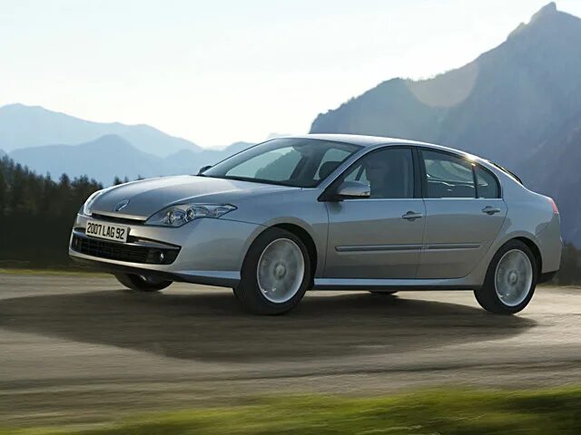 Рено лагуна фото Технические характеристики Renault Laguna Hatchback 2.0 CRDi (150Hp) AT 2007 - н