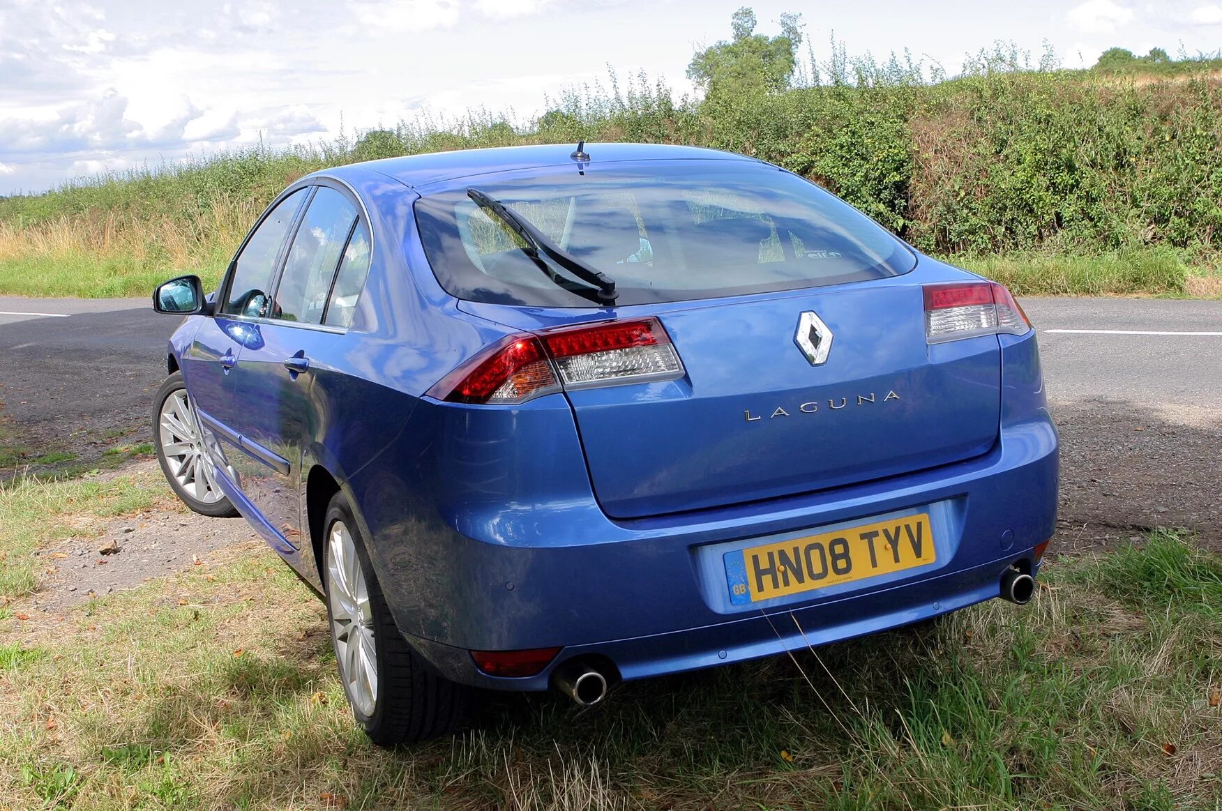 Рено лагуна хэтчбек фото Used Renault Laguna Hatchback (2007 - 2012) Interior Parkers