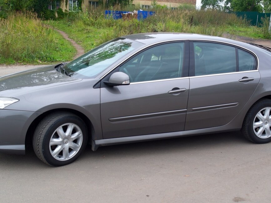 Рено лагуна лифтбек фото Купить б/у Renault Laguna III 2.0 AT (170 л.с.) бензин автомат в Великих Луках: 