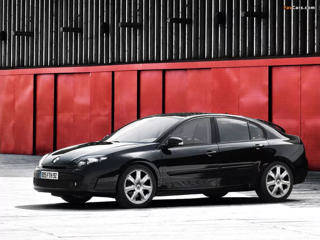 Рено лагуна седан фото Renault Laguna Black Edition 2009 wallpapers (1024x768)