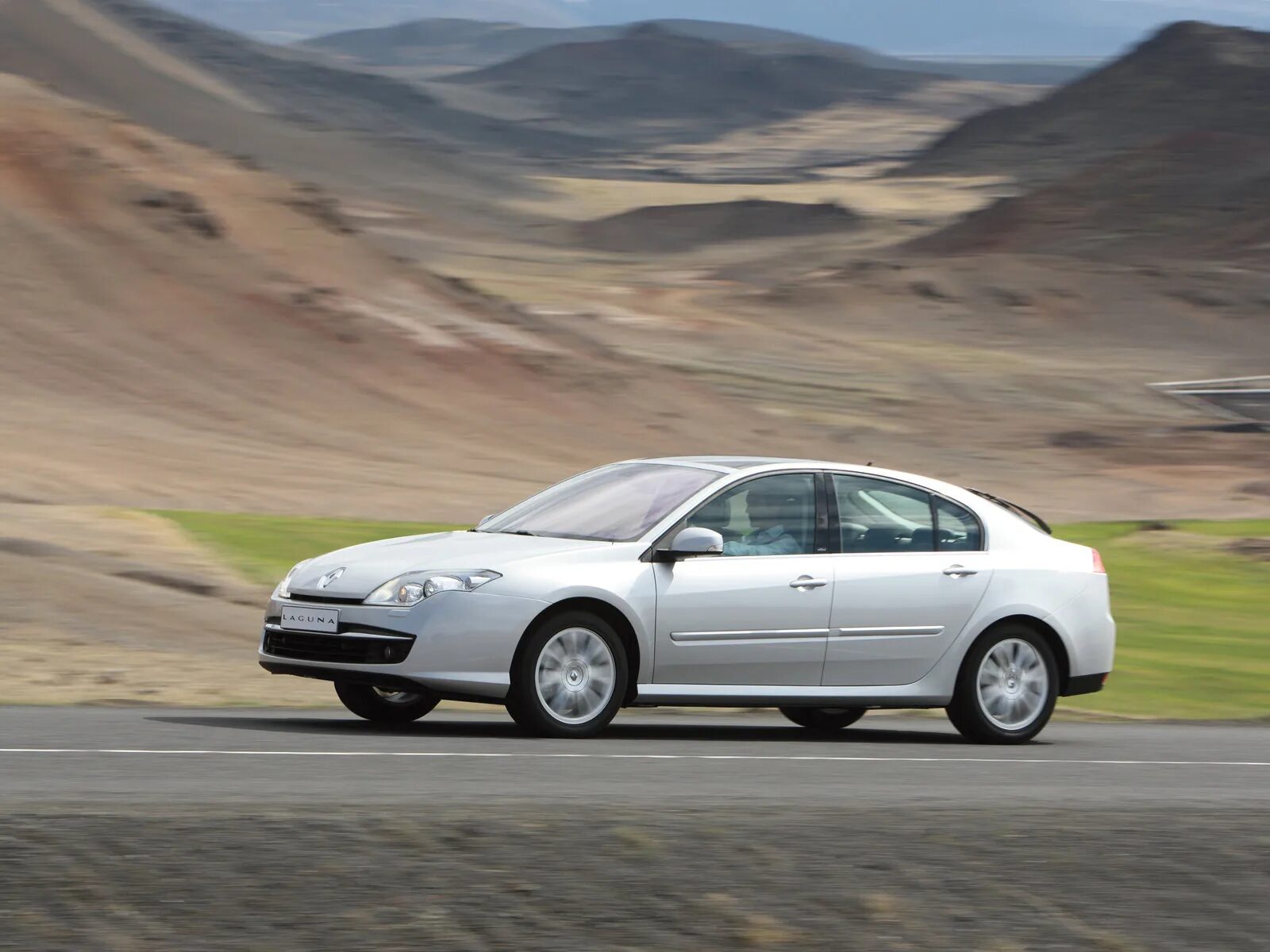 Рено лагуна седан фото Renault Laguna 3 поколение хетчбэк