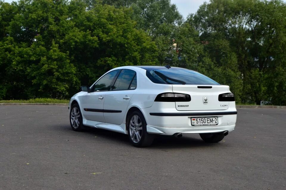 Рено лагуна тюнинг Тонировка задних стопоков! - Renault Laguna II, 1,9 л, 2002 года тюнинг DRIVE2