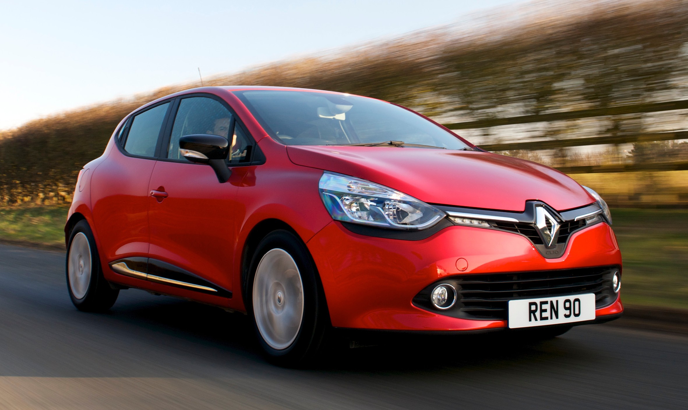 Рено легковые фото Renault Clio 26 years 11 - Paul Tan's Automotive News