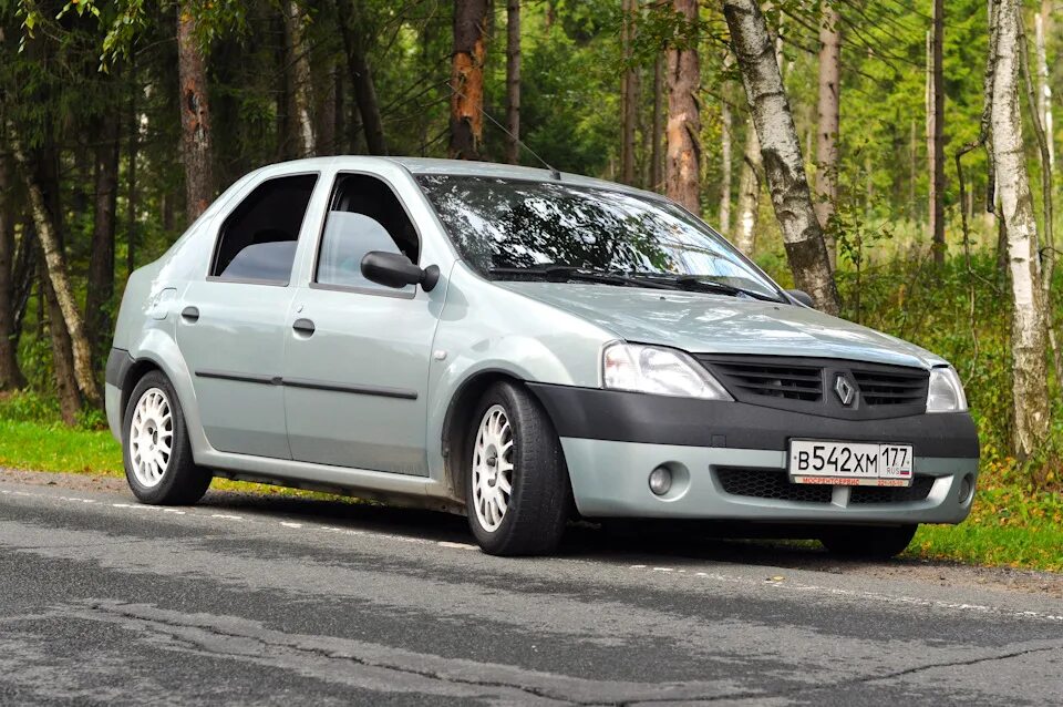 Рено логан 1.6 фото Лето кончилось, чувствуются уже осенние нотки. - Renault Logan (1G), 1,6 л, 2007