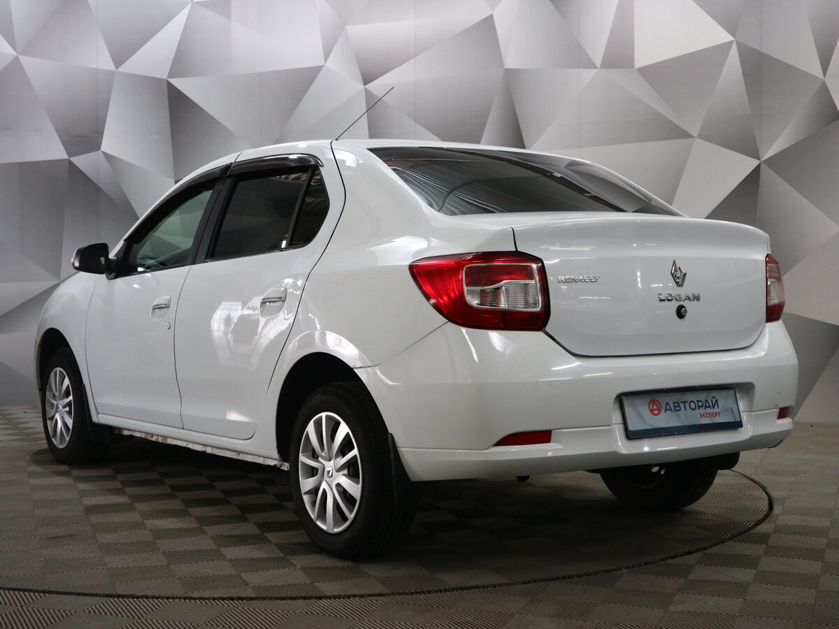 Рено логан 2 белый фото Купить б/у Renault Logan II 1.6 MT (82 л.с.) бензин механика в Ульяновске: белый