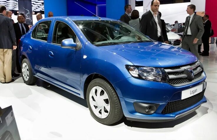 Рено логан 2 поколения фото Noua Dacia Logan, lansată la Salonul Auto de la Paris!