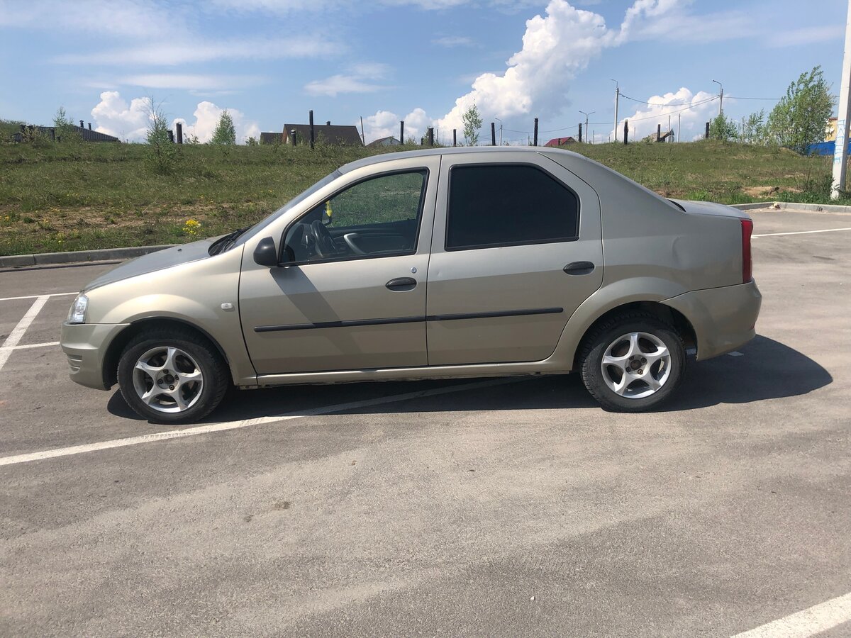 Рено логан 2010 год фото Купить б/у Renault Logan I Рестайлинг 1.6 MT (84 л.с.) бензин механика в Березни