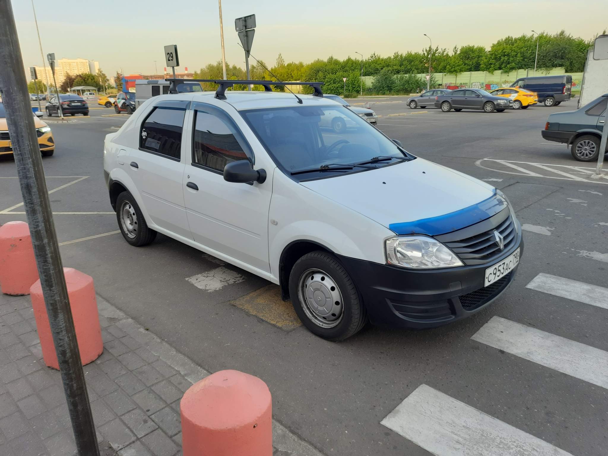 Рено логан 2012 фото Продажа легкового автомобиля, Renault Logan, Москва