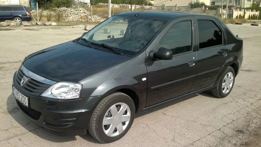 Рено логан 2012г черный фото Зимние шины - Renault Logan, 1.2 л., 2012 года на DRIVE2