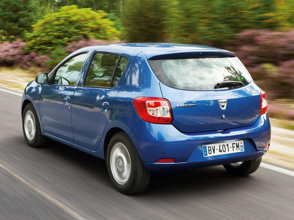 Рено логан хэтчбек фото Dacia Sandero 2013, 2014, 2015, 2016, хэтчбек 5 дв., 2 поколение, B52 технически