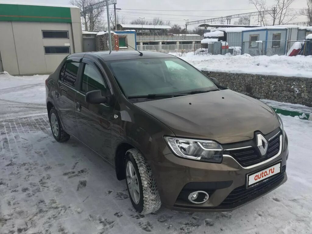 Рено логан коричневый фото Купить б/у Renault Logan II Рестайлинг 1.6 MT (113 л.с.) бензин механика в Москв