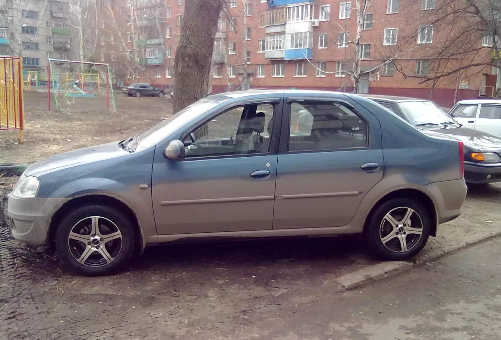 Рено логан литые диски фото диски рено логан - Renault Logan (1G), 1,6 л, 2010 года колёсные диски DRIVE2