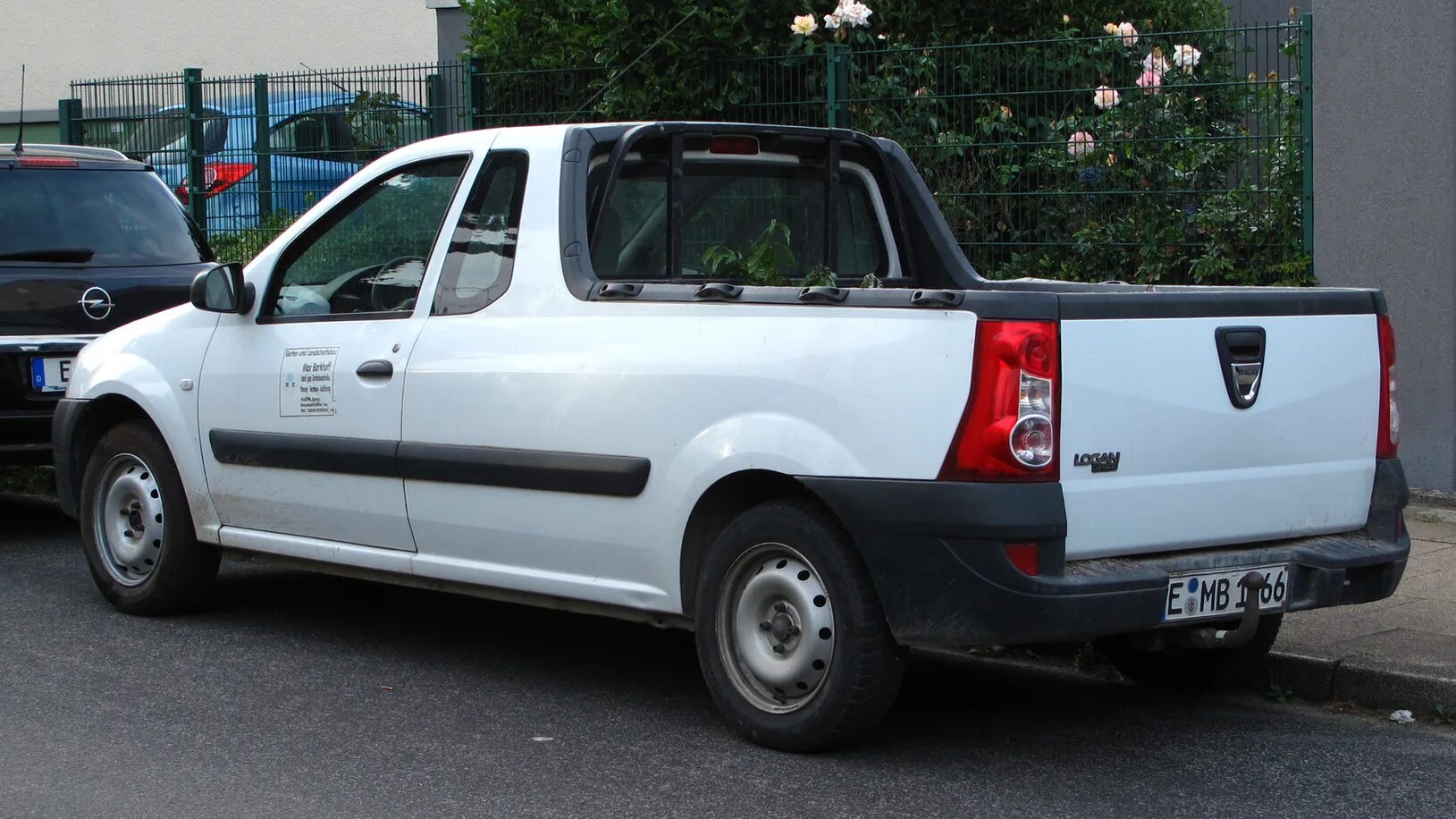 Рено логан пикап фото File:Dacia Logan Pick-up rear view.jpg - Wikipedia