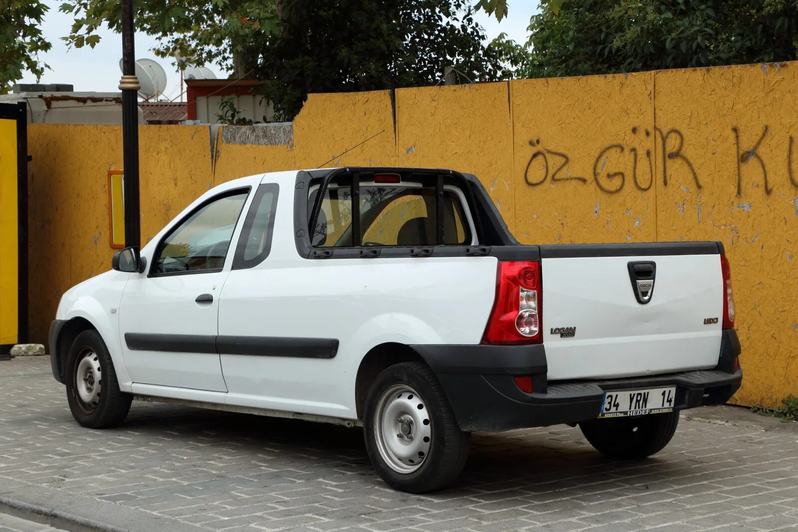 Рено логан пикап фото "34 YRN 14" фото Dacia Logan Pick-Up. Турция