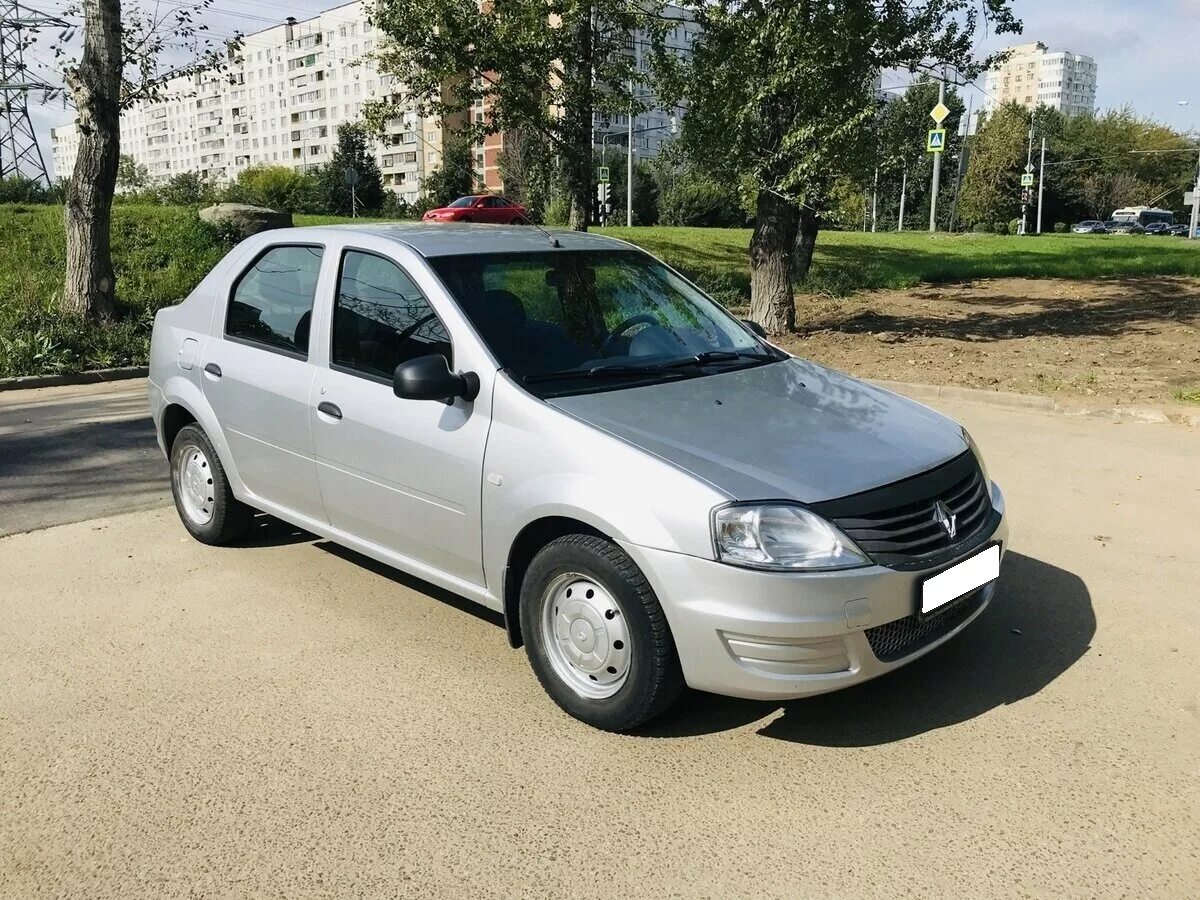 Рено логан серебристый фото Купить б/у Renault Logan I Рестайлинг 1.6 AT (103 л.с.) бензин автомат в Москве: