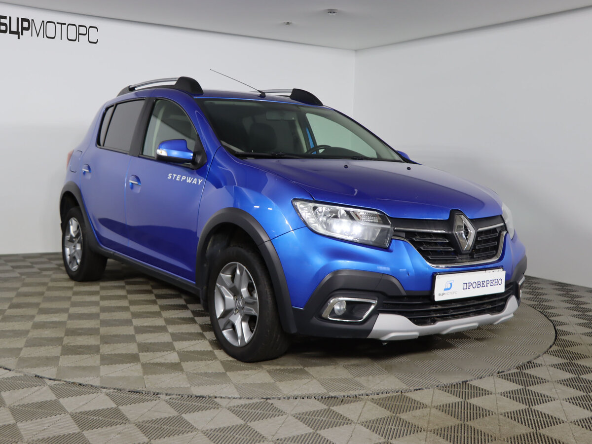 Рено логан степвей 2019 фото Купить б/у Renault Sandero II Рестайлинг Stepway 1.6 AT (102 л.с.) бензин автома