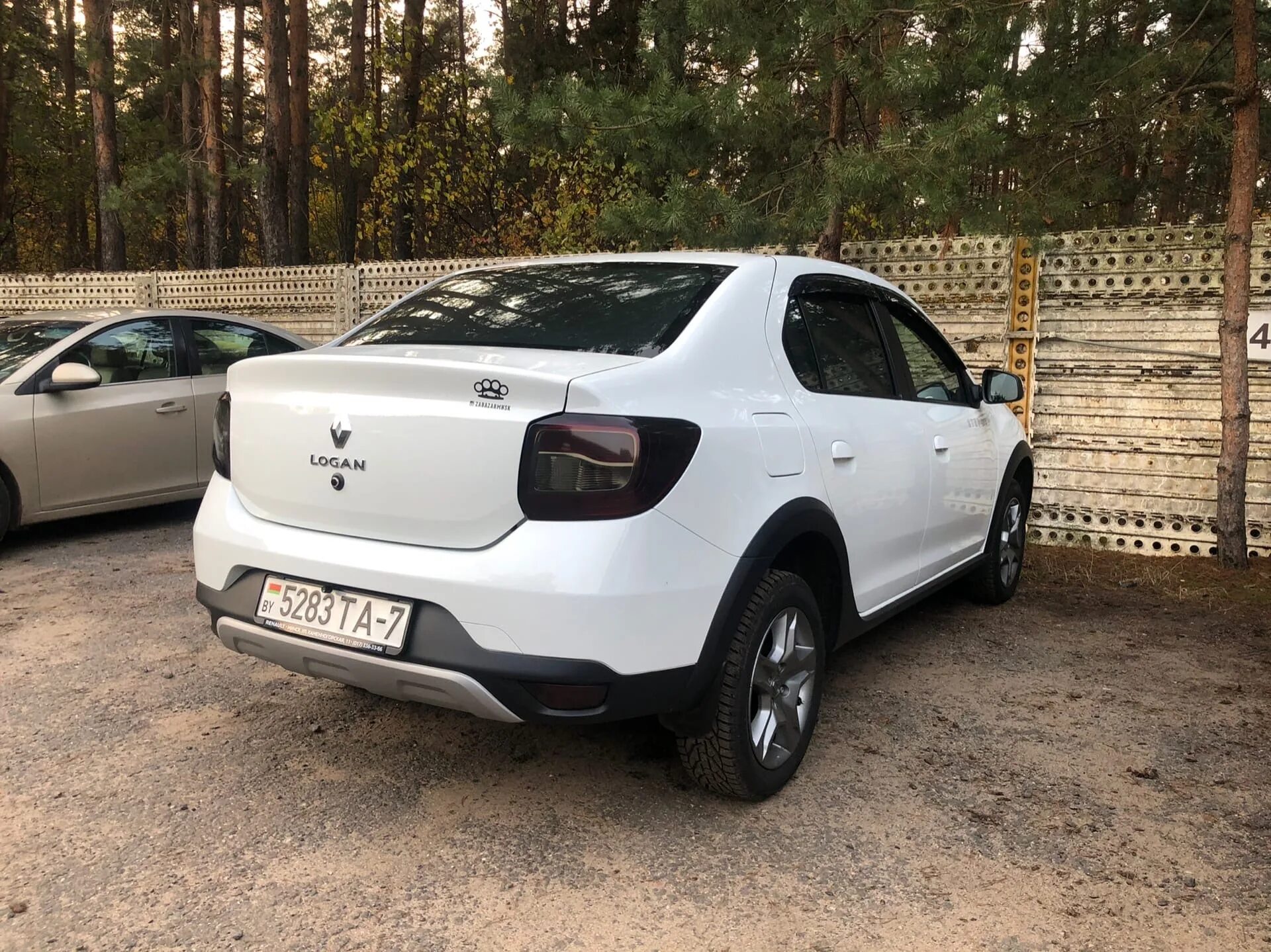 Рено логан степвей тюнинг фото Тонировка задних фар - Renault Logan Stepway, 1,6 л, 2020 года тюнинг DRIVE2