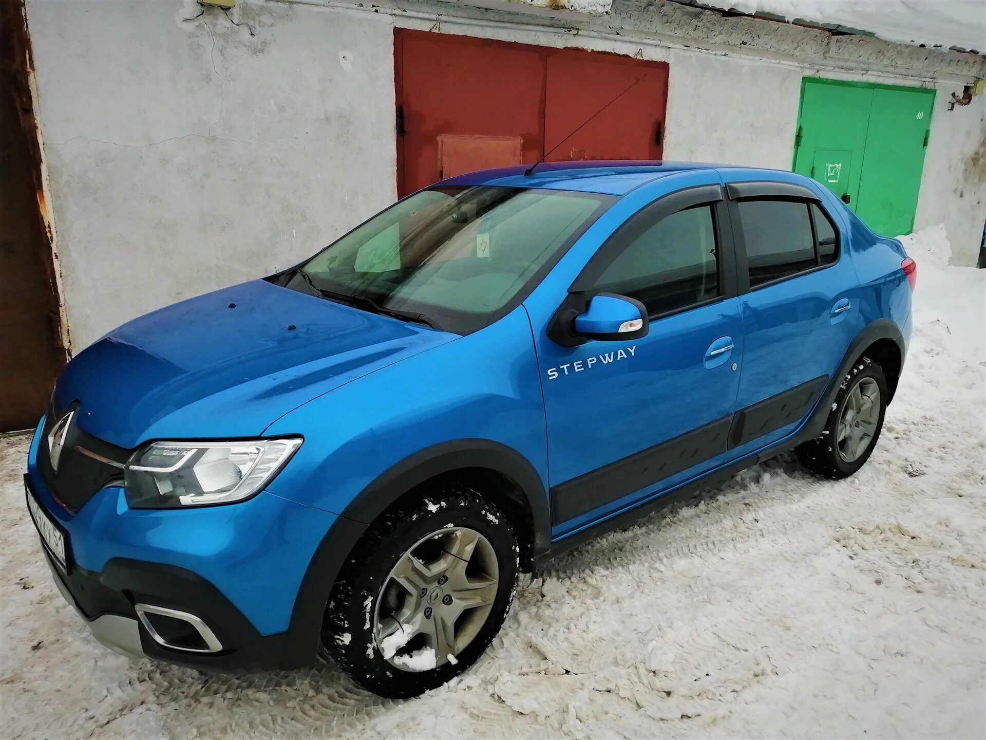 Рено логан stepway тюнинг Молдинги на двери. - Renault Logan Stepway, 1,6 л, 2018 года тюнинг DRIVE2