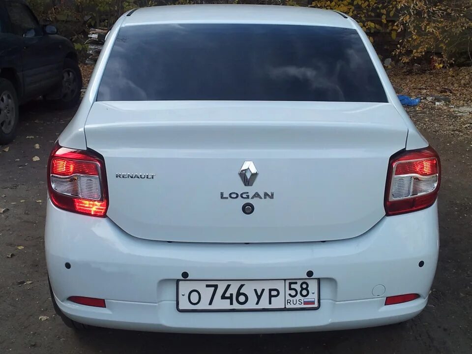 Рено логан вид сзади фото задние ПТФ - Renault Logan (2G), 1,6 л, 2014 года электроника DRIVE2