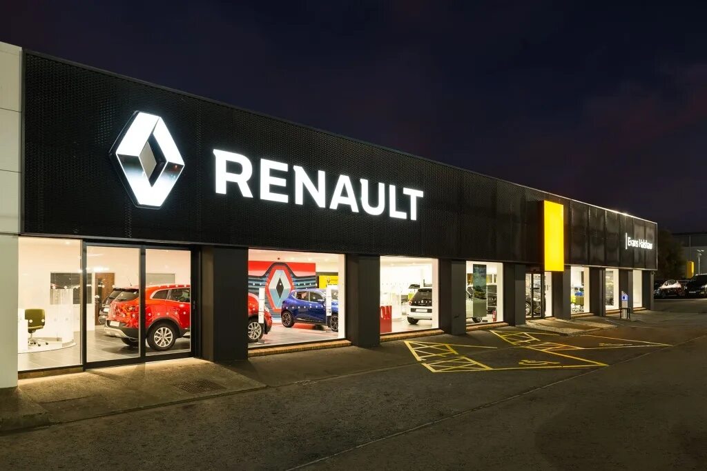 Рено магазин фото Renault Begins Deployment Of New Look Dealerships At Evans Halshaw Edinburgh Con