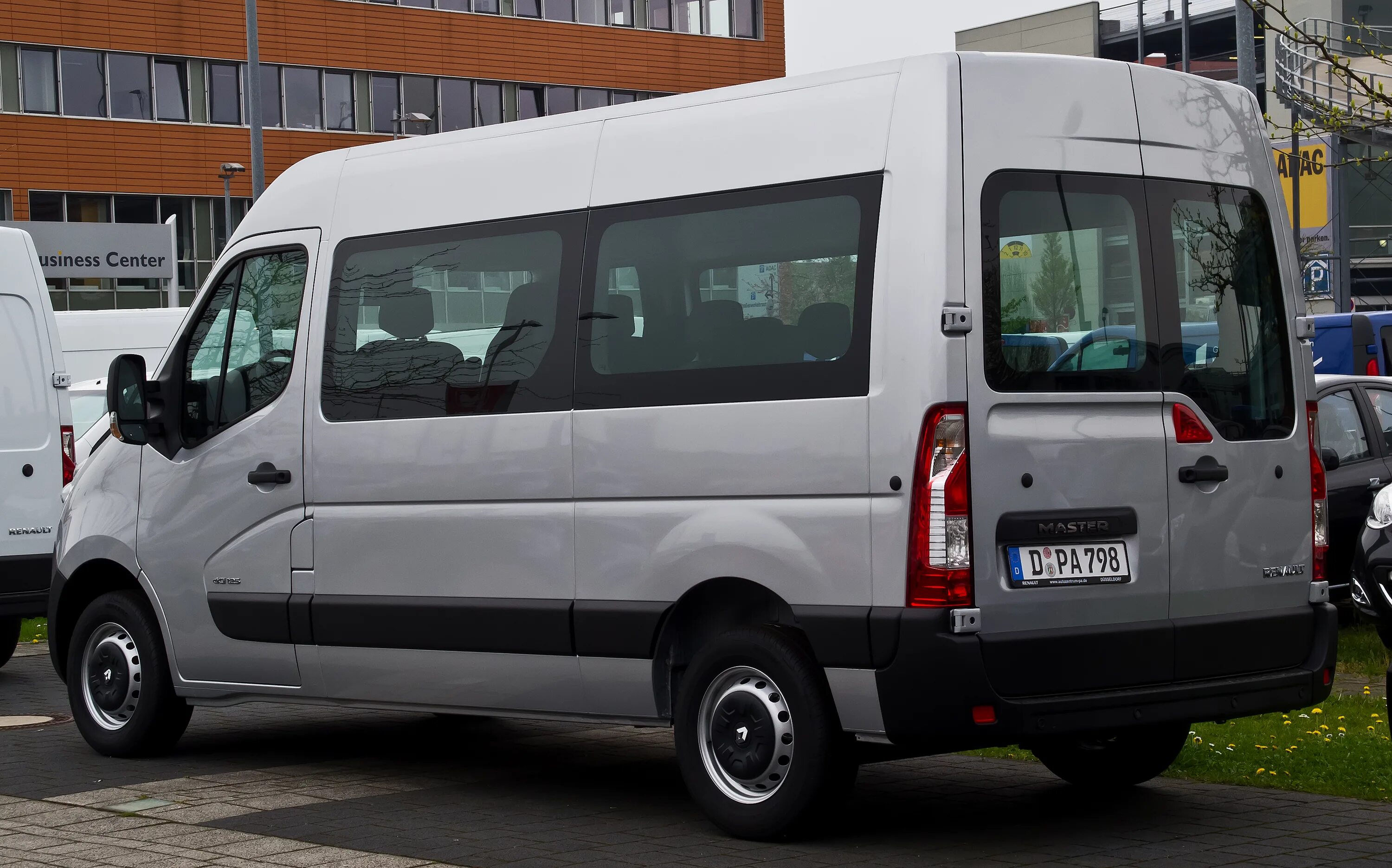 Рено мастер пассажирский фото Fichier:Renault Master Combi dCi 125 (III) - Heckansicht, 5. April 2014, Düsseld