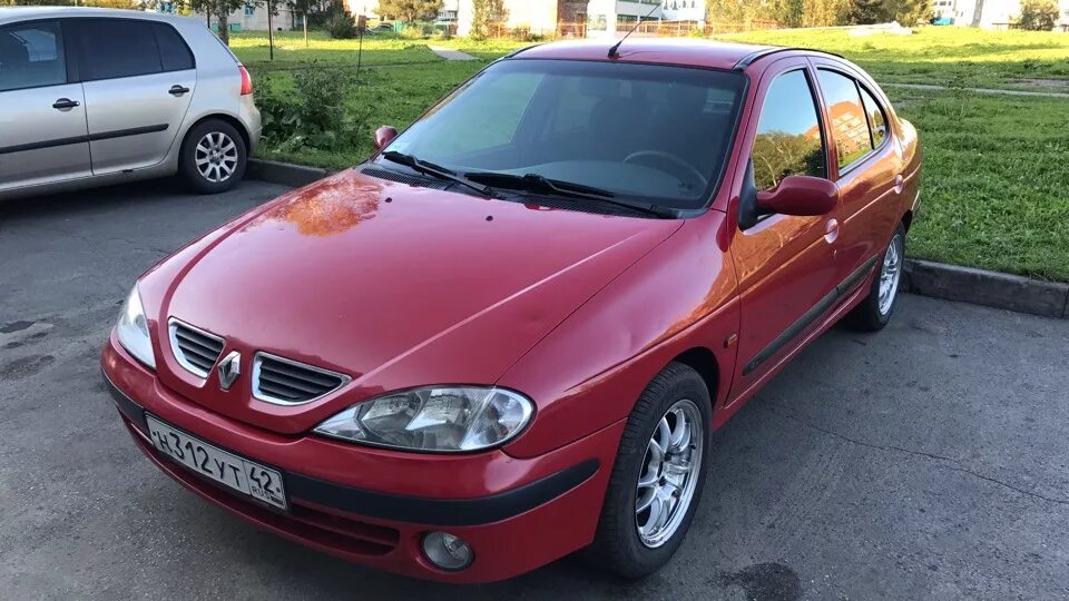 Рено меган 1 фото Renault Megane I 1.6 бензиновый 2003 #неизведанный на DRIVE2