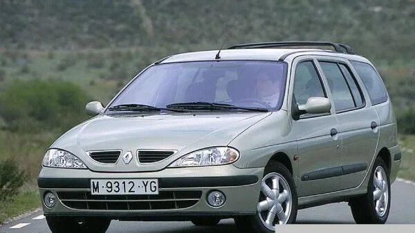 Рено меган 1 универсал фото Renault Megane I 1.6 бензиновый 1999 на DRIVE2