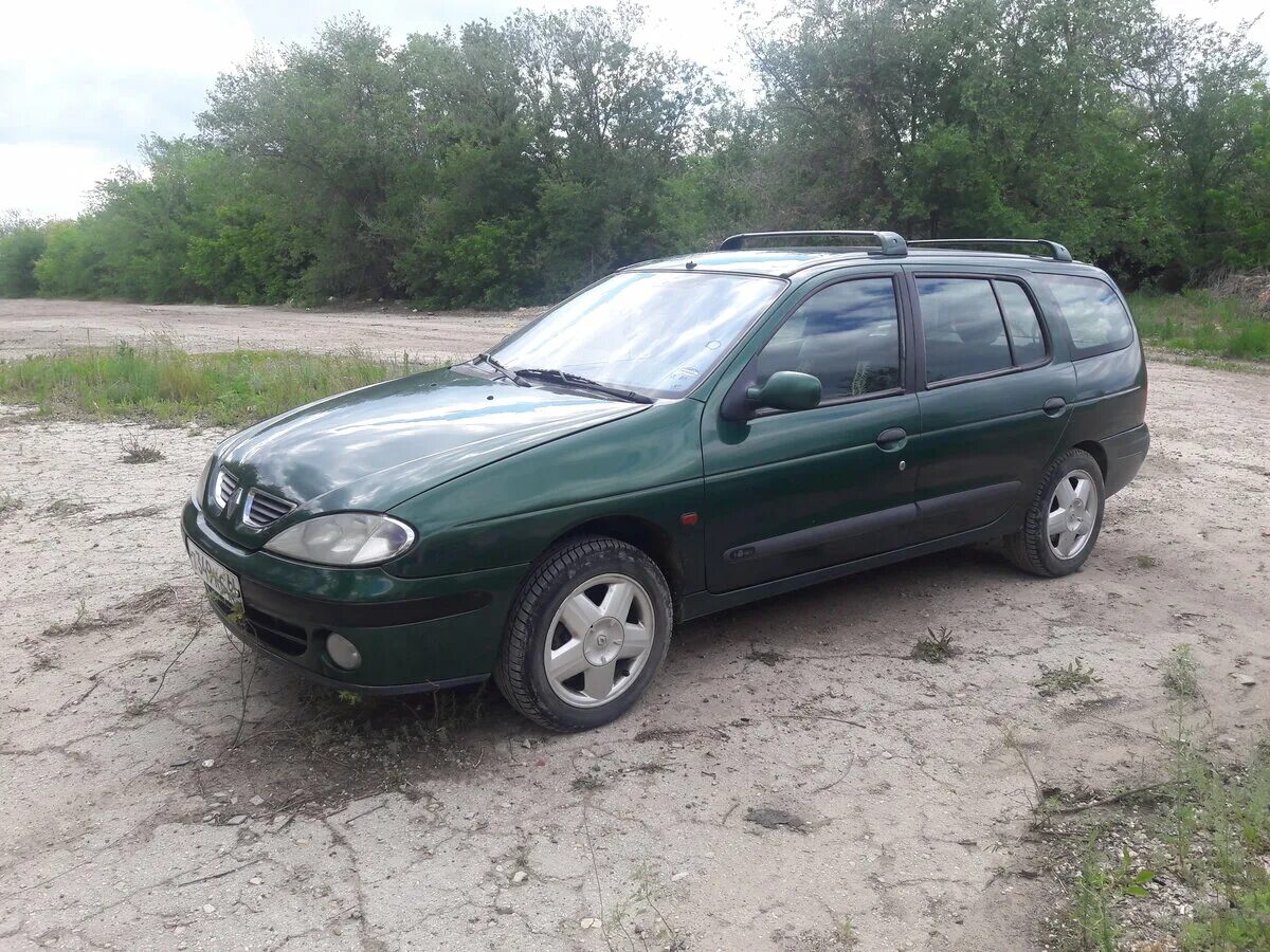 Рено меган 1 универсал фото Купить б/у Renault Megane I Рестайлинг 1.6 MT (107 л.с.) бензин механика в Сарат