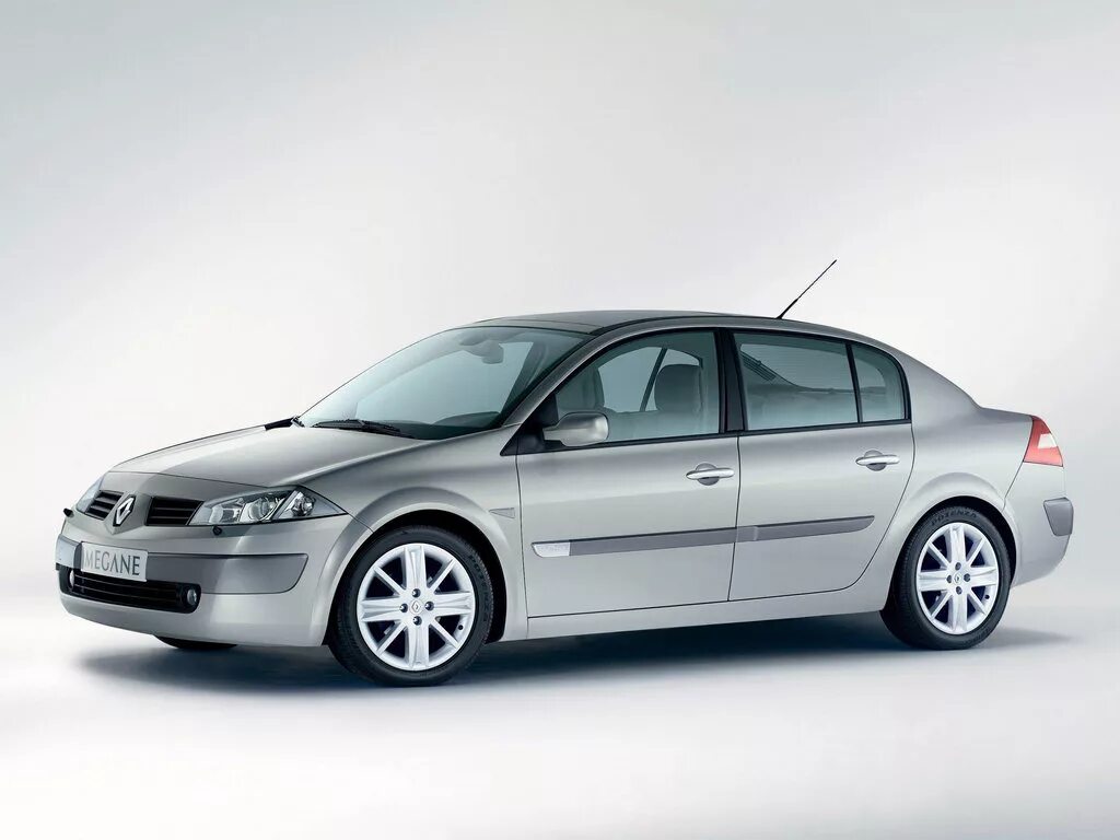 Рено меган 2 1.6 фото Коврики текстильные в салон Renault Megane II (седан) 2002 - 2006 - купить в инт