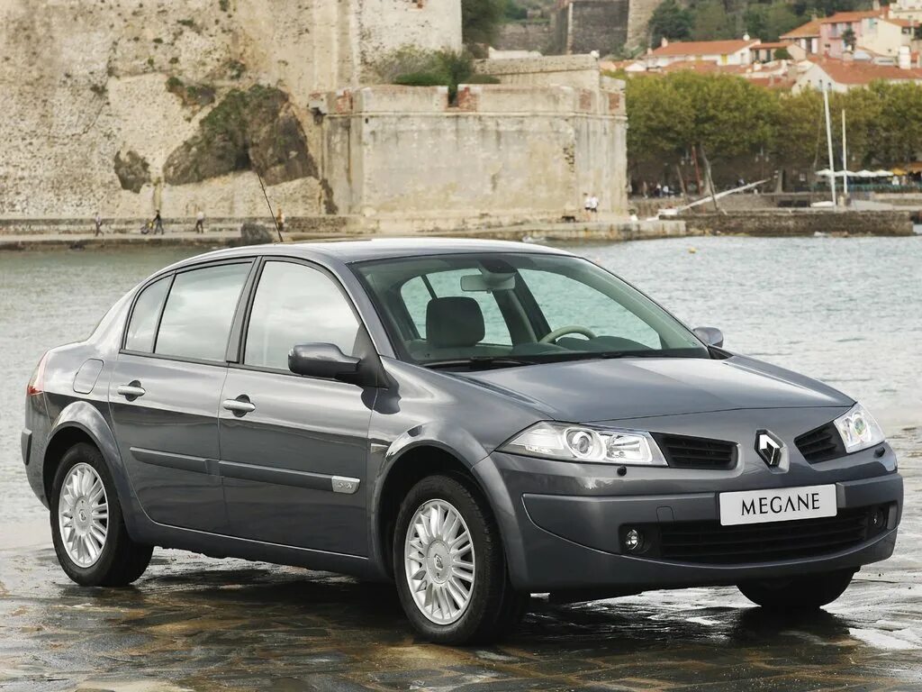 Рено меган 2 дизель фото Коврики текстильные в салон Renault Megane II (седан) 2006 - 2009 - купить в инт