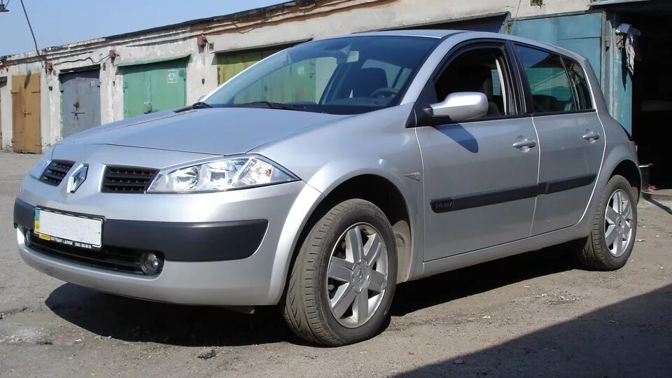 Рено меган 2005 фото Renault Megane II 1.6 бензиновый 2005 на DRIVE2