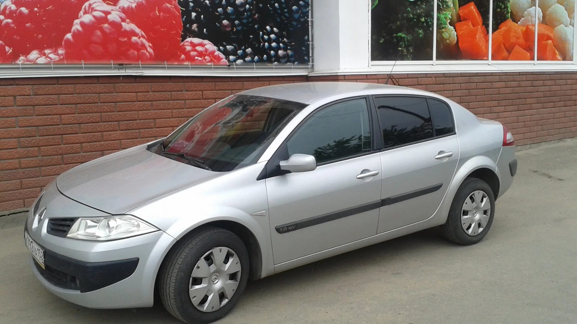 Рено меган 2006 года фото Renault Megane II 1.6 бензиновый 2006 на DRIVE2