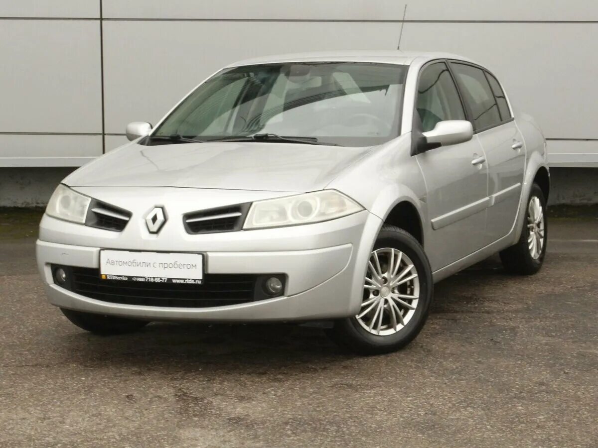 Рено меган 2008 фото Купить б/у Renault Megane II Рестайлинг 1.6 MT (115 л.с.) бензин механика в Моск