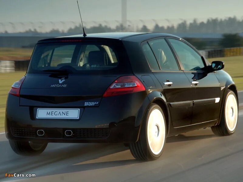 Рено меган 5 фото Renault Megane RS 5-door ZA-spec 2006–08 images (800x600)