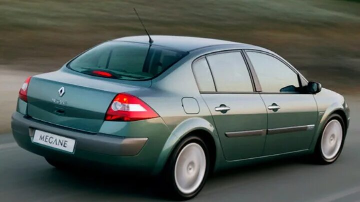 Рено меган фото седан Renault Megane II 1.4 бензиновый 2004 на DRIVE2